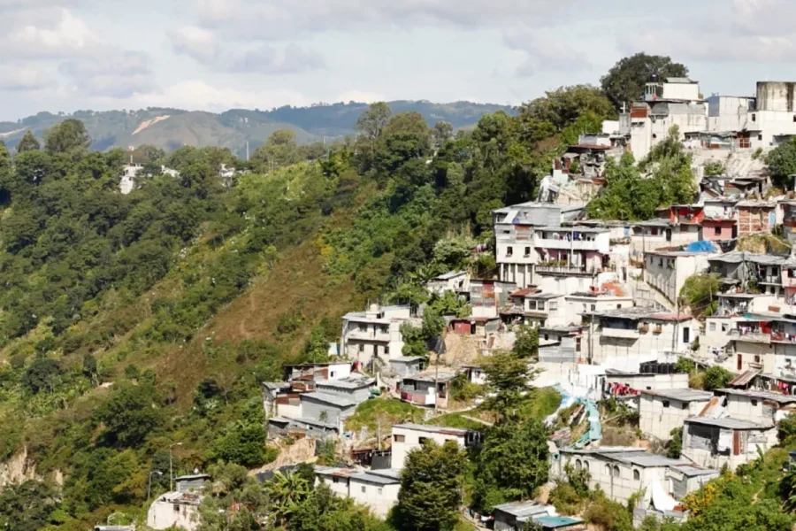 Barrio periférico de la Ciudad de Guatemala. | Fotografía cedida por Prensa Libre